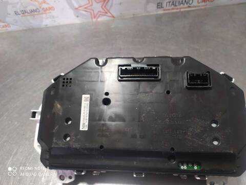 Foto 4ª: Cuadro de Instrumentos Toyota Yaris HYBRID ACTIVE 101CV 74KW [1NZ] (2019)