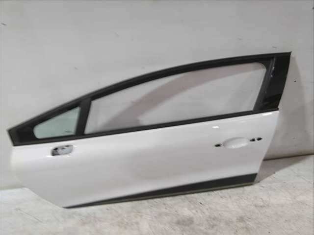 Foto 2ª: Puerta Delantera Izquierda Renault Clio 0.9 TCE 90 90CV 66KW [H4B 400,H4B 412,H4B 408] (2017)