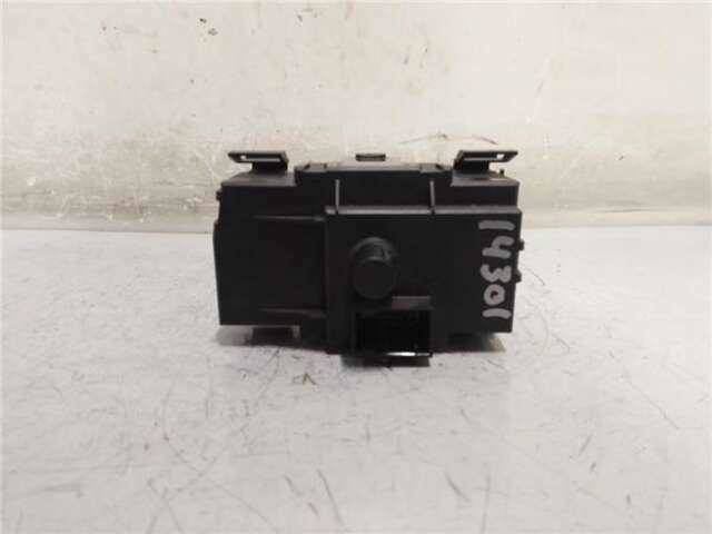 Foto 2ª: Mando Multifuncion Bmw Serie 1 114 2.0 120D [2.0 LTR. - 120 KW 16V DIESEL] [N47 D20 A]