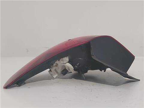 Foto 3ª: Piloto Trasero Derecho Opel Astra 2.0 CDTI 160CV 118KW [A 20 DTH] (2010)