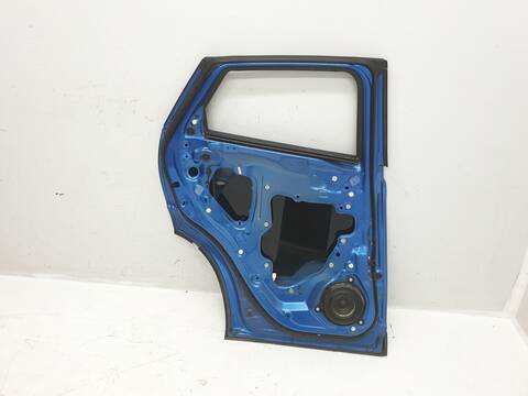 Foto 3ª: Puerta Trasera Izquierda Mazda CX3 SPORTS-LINE (2015)