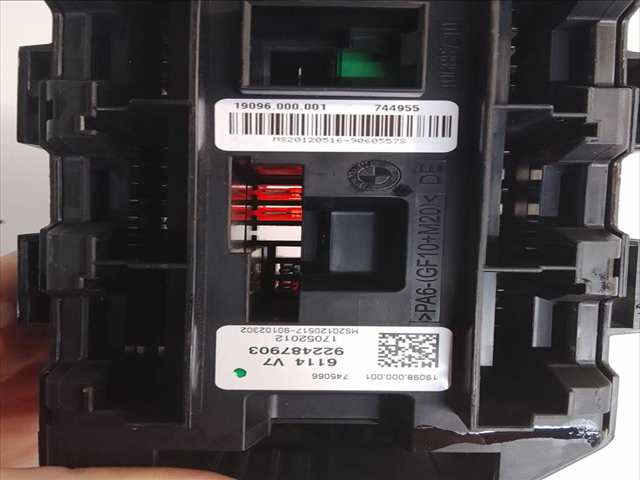 Foto 3ª: Caja Reles Fusibles Bmw Serie 1 116 1.6 D [N47D16A] (2012)