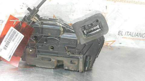 Foto 2ª: Cerradura Puerta Delantera Derecha Volkswagen Caddy KOMBI 102CV 75KW FURGON [DFS] (2018)