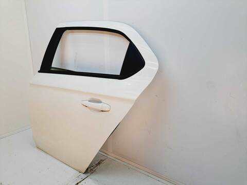 Foto 3ª: Puerta Trasera Izquierda Citroen C Elysee SEDUCTION 92CV 68KW [9H06] (2013)