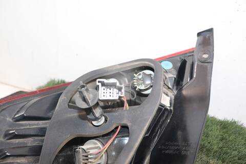 Foto 2ª: Piloto Trasero Izquierdo Ford Fiesta TREND 82CV 60KW (2012)