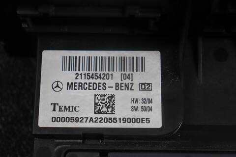 Foto 2ª: Caja Reles Fusibles Mercedes Clase E 180 OM646961 BERLINA (2002)