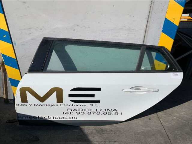 Foto 1ª: Puerta Trasera Izquierda Renault Megane 1.5 DCI 0CV III SPORT TOURER KZ DESDE 05/2009 [K9K 836] (2011)