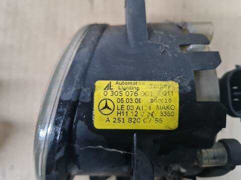 Foto 2ª: Faro Antiniebla Delantero Izquierdo Mercedes Clase C 160 220 T CDI 204.208) 170CV 125KW FAMILIAR [OM646811] (2009)