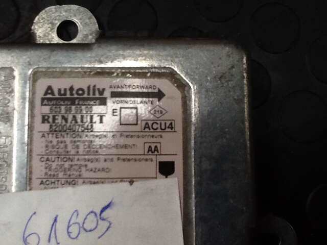 Foto 3ª: Centralita Airbag Renault Megane 2.000 16V 135CV99KW COUPE II COUPE/CABRIOLET EM DESDE 09/2003 [F4R 770] (2004)