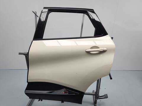 Puerta Trasera Izquierda Renault Captur DYNAMIQUE 120CV 88KW