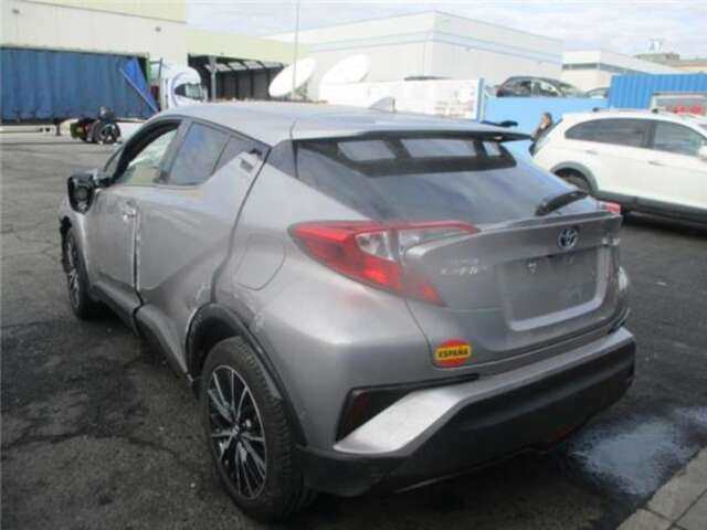 Foto 2ª: Volante Motor Toyota CHR HÍBRIDO HYBRID ACTIVE [HÍBRIDO 90 KW ( 1.8 LTR. - 72 KW 16V)] [2ZR]