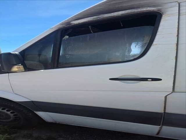 Puerta Delantera Izquierda Mercedes Sprinter 646985 FURGON