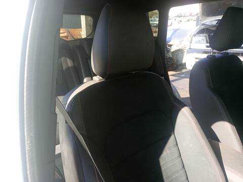 Foto 2ª: Asientos Traseros Ford Kuga ST-LINE X 150CV 110KW [M8MD] (2019)