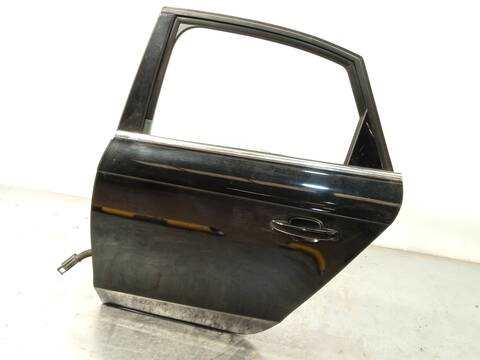 Foto 3ª: Puerta Trasera Izquierda Audi A4 2.0 TDI 136CV 100KW [CJCB] (2011)