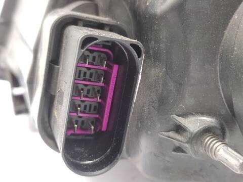 Foto 3ª: Faro Derecho Volkswagen Polo 1.6 TDI 90CV 66KW [CAYB] (2010)