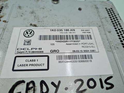 Foto 3ª: Sistema Audio Radio CD Volkswagen Caddy 1.6 TDI 102CV 75KW [CAYD] (2015)