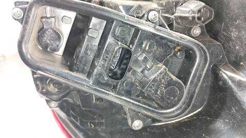 Foto 3ª: Piloto Trasero Izquierdo Opel Crossland INNOVATION 131CV 96KW [HN05] (2019)