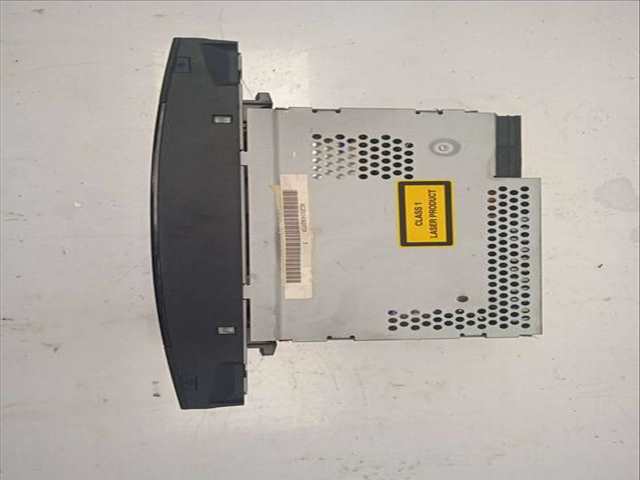 Foto 2ª: Sistema Audio Radio CD Mercedes Clase E 180 3.2 V6 18V CAT BERLINA 224CV 165KW [M112949] (2004)