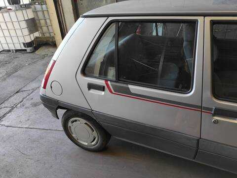 Puerta Trasera Derecha Renault 5 1.4 G 110CV 81KW B/C40) C1J