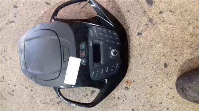Consola Central Ford Ka 1.2 BLACK - WHITE [1.2 LTR. - 63 KW TI-VCT CAT (4 CIL.)]