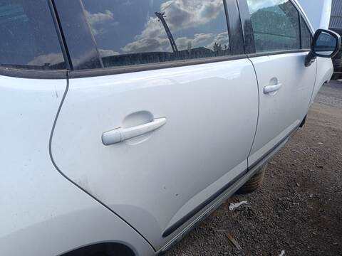 Puerta Trasera Derecha Peugeot 3008 ACTIVE 120CV 88KW