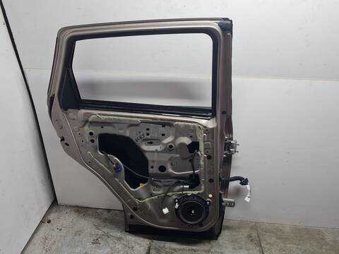 Foto 2ª: Puerta Trasera Izquierda Nissan Qashqai GASOLINA (2009)