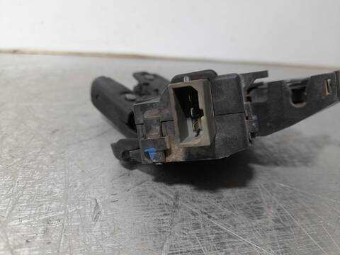 Foto 3ª: Cerradura Maletero Portón Audi A4 2.0 TDI 16V 103KW) BERLINA 140CV [BRE] (2006)