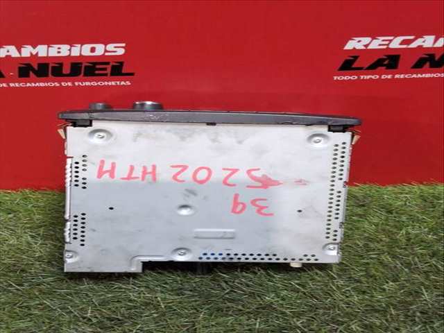 Foto 4ª: Sistema Audio Radio CD Renault Master 2.3 DCI 125 FWD FV0C FV0D FV0G FV0H FV0J FV0K) 125CV 92KW FURGONETA [M9T 670,M9T 672,M9T 676,M9T 678,M9T 680,M9T 870,M9] (2013)