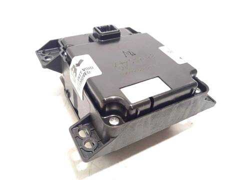 Foto 4ª: Mando Multifuncion Mitsubishi Eclipse MOTION 2WD 163CV 120KW [4B40] (2020)