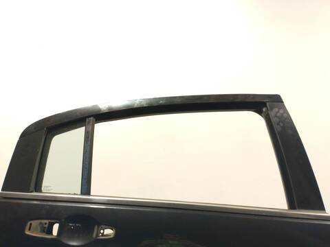 Foto 3ª: Puerta Trasera Derecha Chrysler Sebring 2.0 CRD CAT BERLINA 140CV 103KW [BYL +SIX] (2008)
