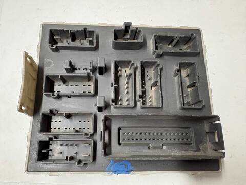 Foto 2ª: Caja Reles Fusibles Ford Tourneo VERSION INDEFINIDA