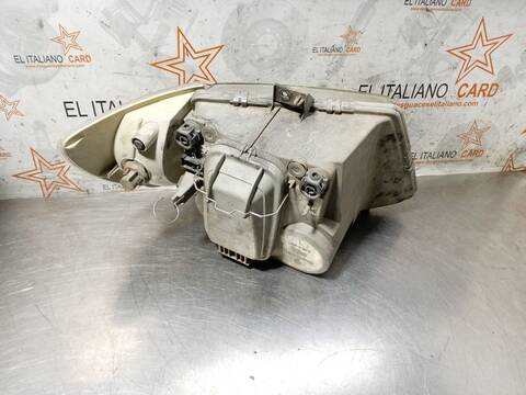 Foto 3ª: Faro Izquierdo Mercedes Vito 110 D EURO 2 638.174) 98CV 72KW [601970] (2004)