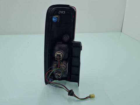 Foto 3ª: Piloto Trasero Derecho Suzuki Jimny 1.5 DDIS TD CAT 65CV 48KW [K9K 700] (2005)