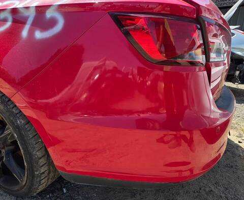 Foto 2ª: Paragolpes Trasero Seat Leon STYLE 150CV 110KW (2014)