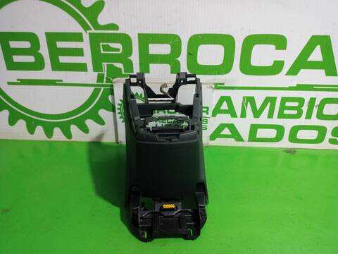Foto 3ª: Consola Central Renault Scenic XMOD BOSE 132CV 97KW [H5F 404, H5F 408] (2016)