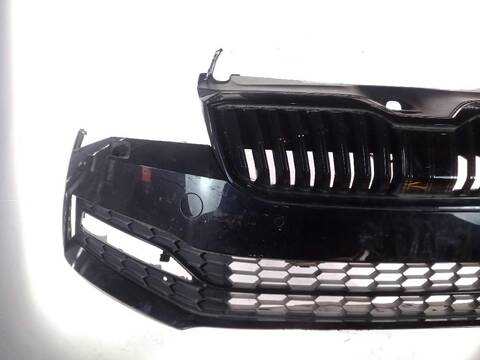 Foto 2ª: Paragolpes Delantero Skoda Superb VERSION INDEFINIDA (2015)