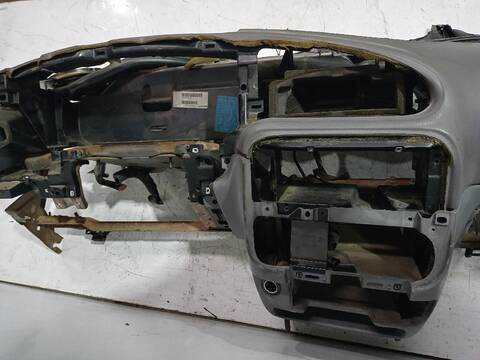 Foto 3ª: Salpicadero Chrysler Voyager 2.5 TD FAMILY 116CV [425CLIRSX] (1995)