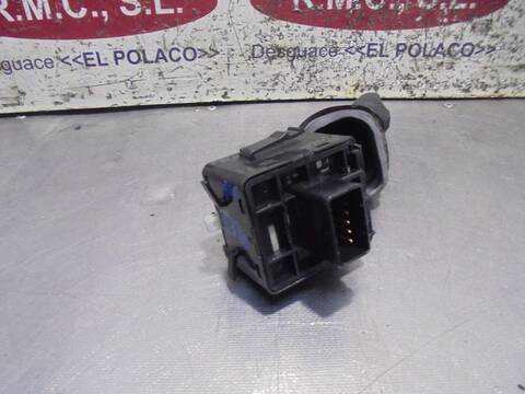 Foto 2ª: Mando Multifuncion Chevrolet Captiva 2.0 VCDI LT 150CV 110KW [Z20S] (2007)