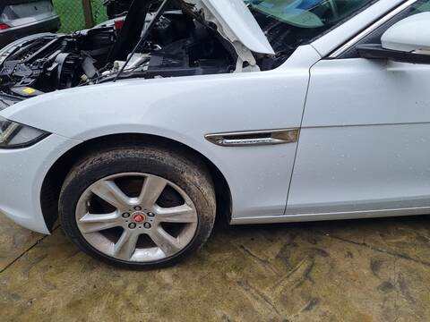 Aleta Delantera Izquierda Jaguar XE PORTFOLIO 180CV 132KW