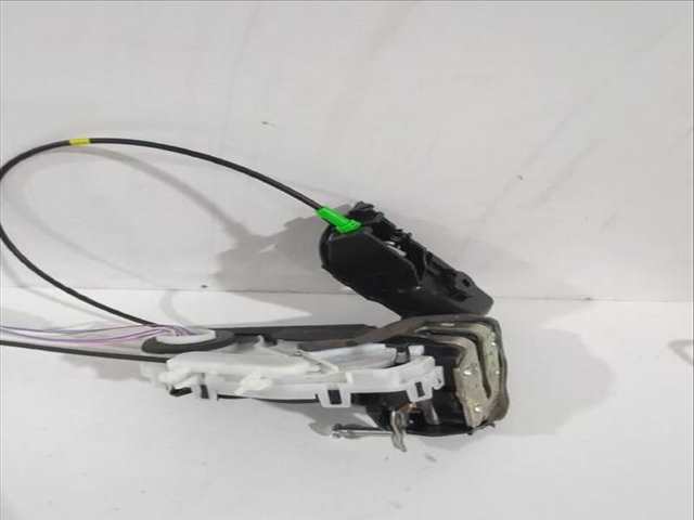 Foto 3ª: Cerradura Puerta Trasera Derecha Toyota Yaris ACTIVE 112CV [2NRFKE] (2017)