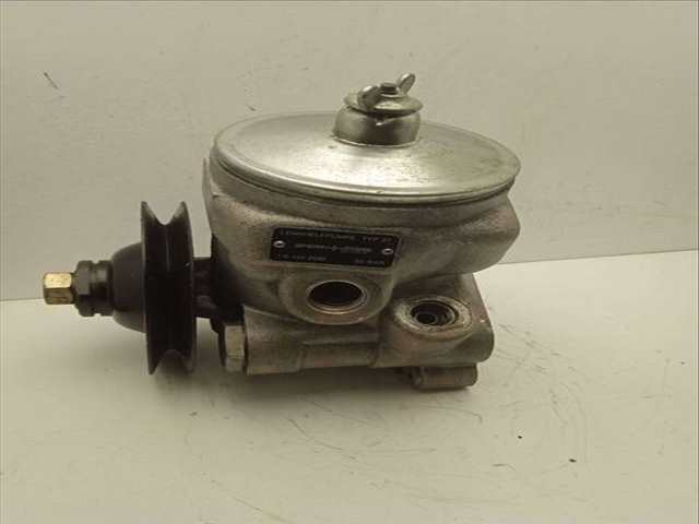 Foto 2ª: Bomba de Direccion Mercedes Clase E 180 COUPE BERLINA [M 117.965] (1986)