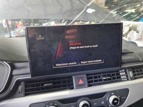 Foto 2ª: Pantalla Multifuncion Audi A4 30 TDI ADVANCED AVANT 136CV 100KW [DTNB] (2020)