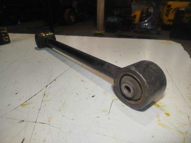 Foto 2ª: Brazo Suspension Trasero Izquierdo Mitsubishi Montero 1.8 GDI IO PININ [4G93] (2002)
