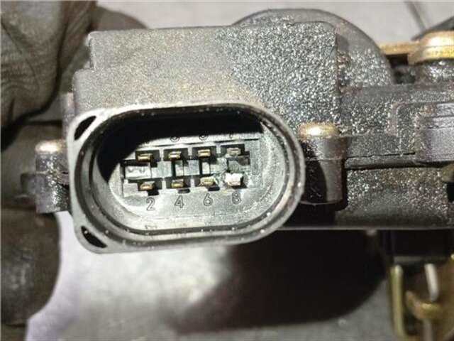Foto 3ª: Cerradura Puerta Delantera Derecha Volkswagen Golf 1.6 [AKL]