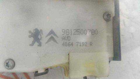 Cerradura Puerta Delantera Derecha Peugeot 208 ACCESS 75CV 55KW