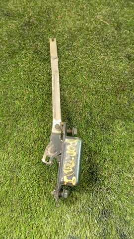 Foto 2ª: Cerradura Maletero Portón Nissan Patrol 3.3 D SD33 5P (1989)