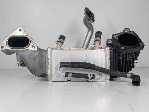 Foto 3ª: Intercooler Ford Kuga TREND HYBRID 150CV 110KW (2020)
