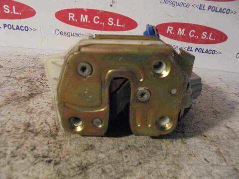 Foto 3ª: Cerradura Puerta Trasera Derecha Nissan Primera 2.0 TD CAT BERLINA 90CV 66KW [CD20] (2000)