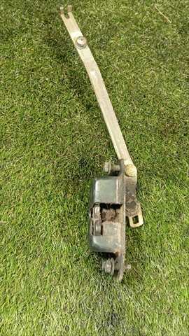 Foto 4ª: Cerradura Maletero Portón Nissan Patrol 3.3 D SD33 5P (1989)