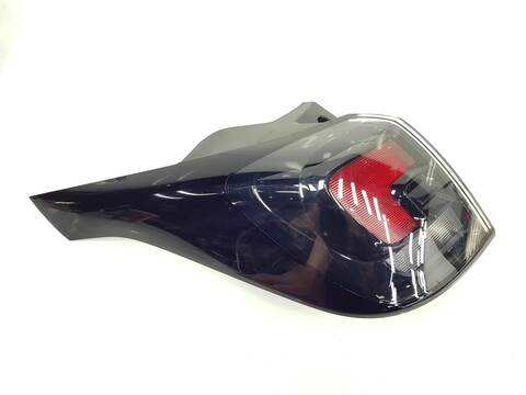 Foto 3ª: Piloto Trasero Izquierdo Opel Crossland EXCELLENCE [F12XHT] (2017)